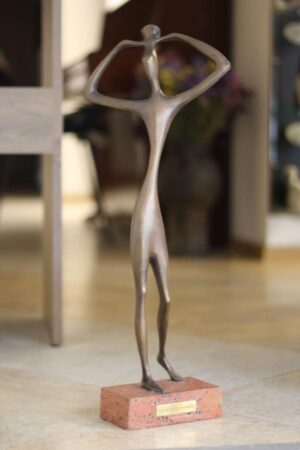 Gia Japaridze - 'Dancing Woman' 53 x 16 x 10 cm. Bronze